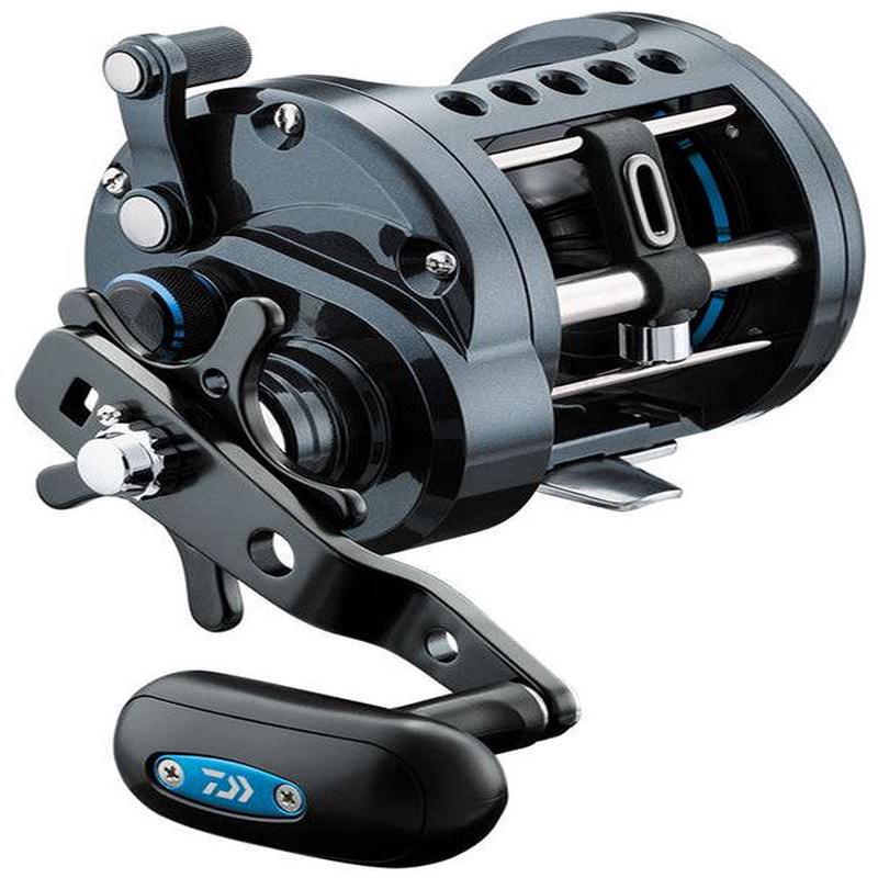 Daiwa STTLW30HB Saltist LW Levelwind Conventional Reel