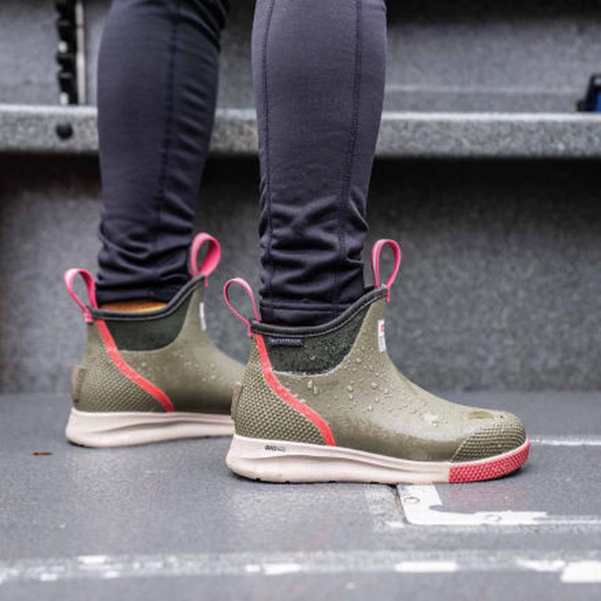 Xtratuf Women's 6 in Ankle Deck Boot Sport, Olive - 11